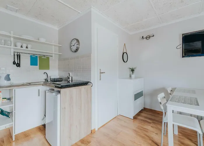 I Na Zlotej Pansiyon Karwia